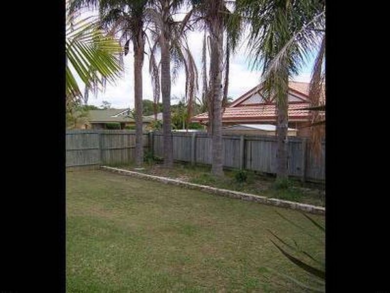 35 Thistle Street, Regents Park QLD 4118