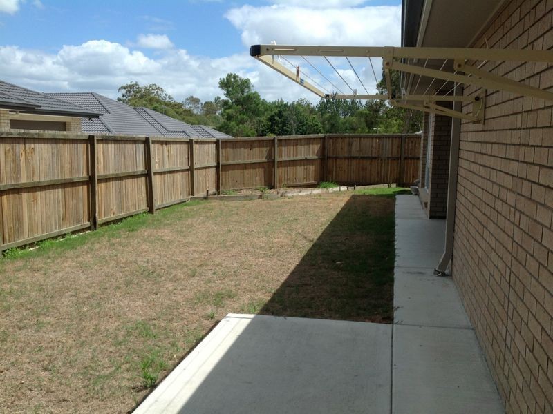 13 Rosella Close, Calamvale QLD 4116