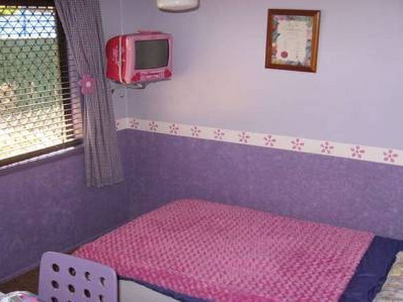 7 Adam Street, Browns Plains QLD 4118