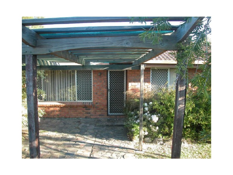 143 Waratah Drive, Crestmead QLD 4132