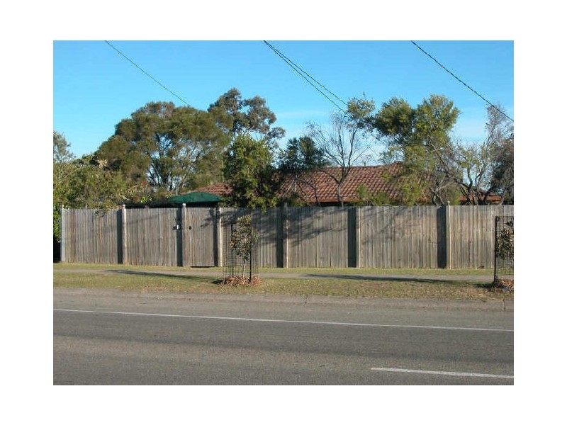 143 Waratah Drive, Crestmead QLD 4132