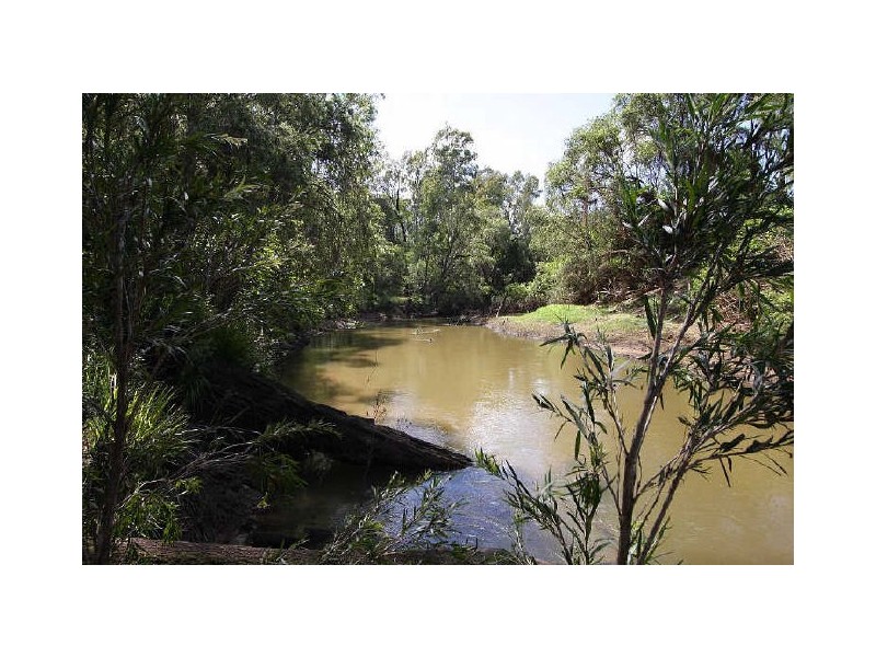 77 Dundee Road, North Maclean QLD 4280
