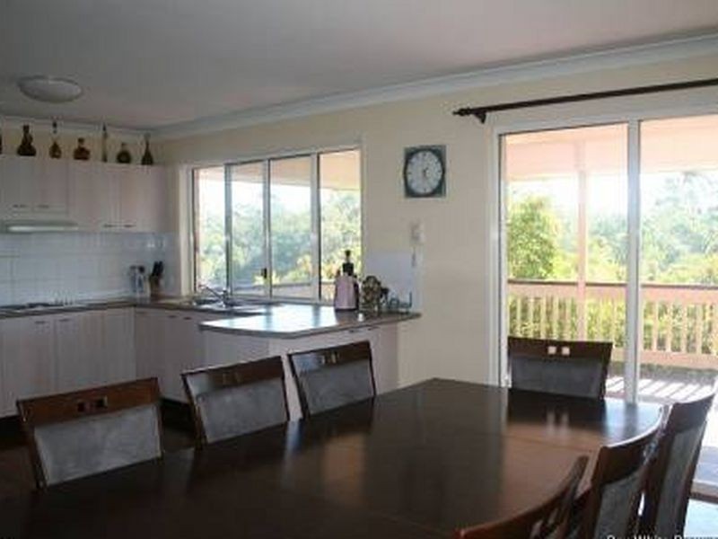 97 Lamberth Road, Regents Park QLD 4118