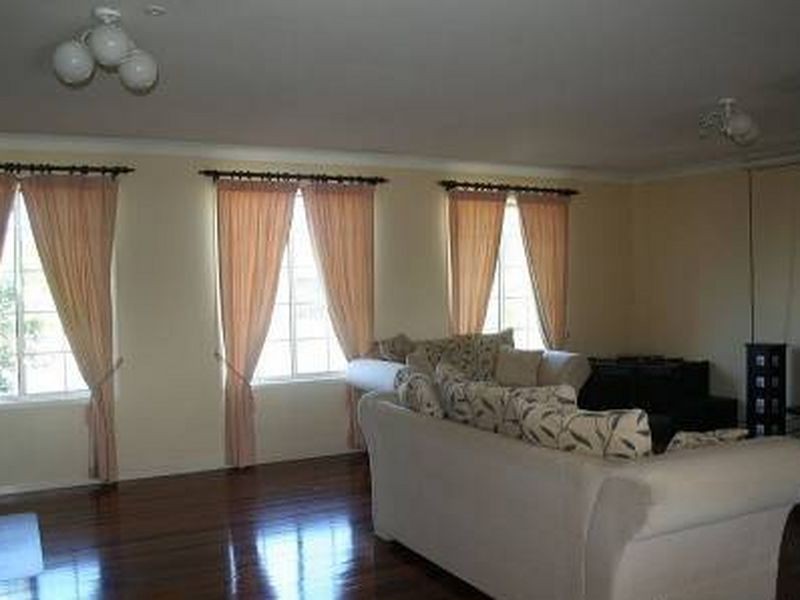 97 Lamberth Road, Regents Park QLD 4118