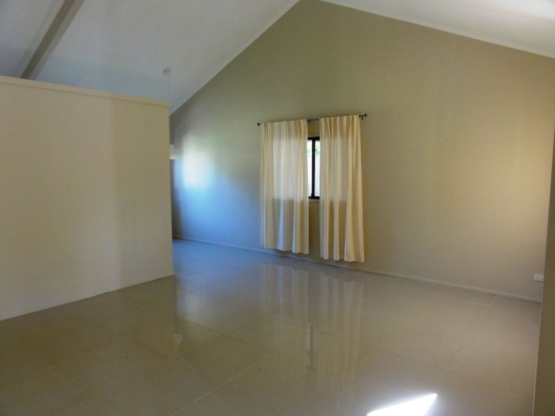 55 Ariel Ave, Kingston QLD 4114