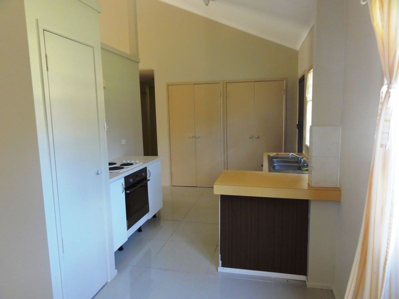 55 Ariel Ave, Kingston QLD 4114