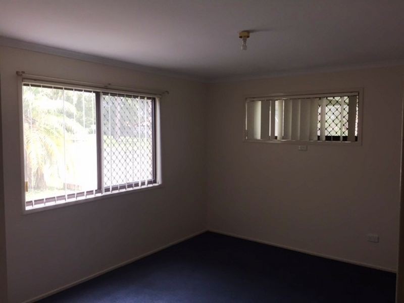 20 Dryade Street, Regents Park QLD 4118