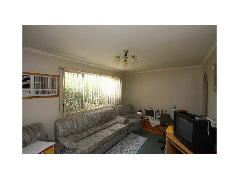 7 Peppermint Street, Crestmead QLD 4132
