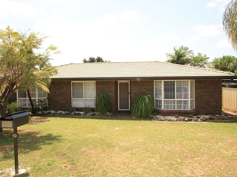 10 Redgum Drive, Regents Park QLD 4118