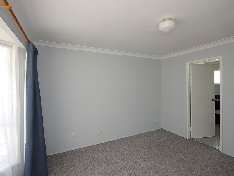 10 Redgum Drive, Regents Park QLD 4118