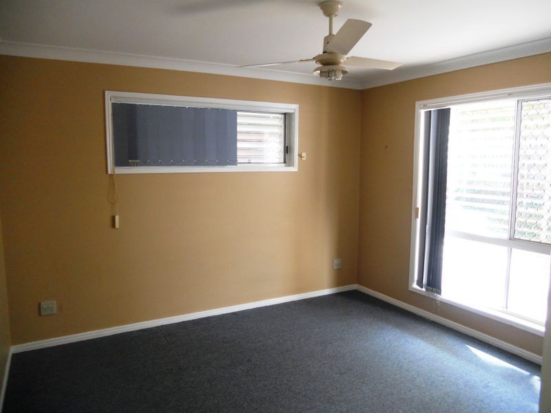 8 Hydrabad Street, Regents Park QLD 4118