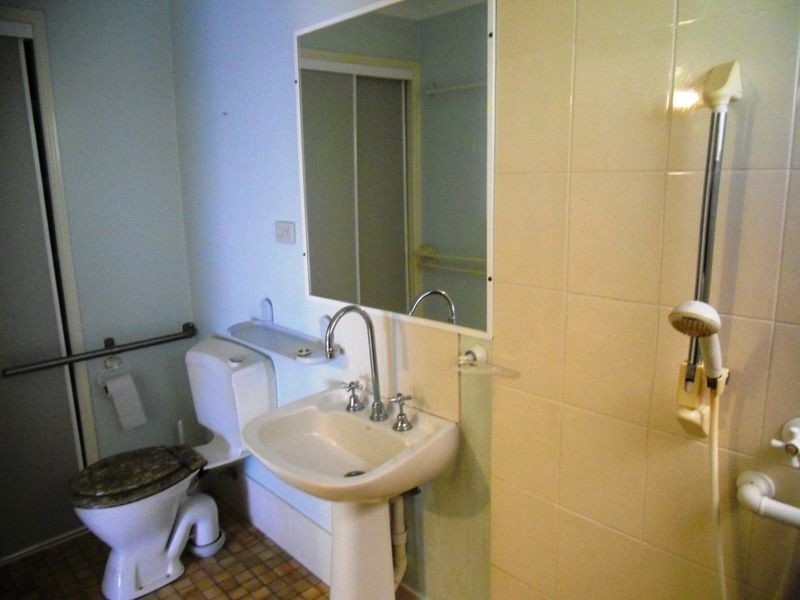 8 Hydrabad Street, Regents Park QLD 4118