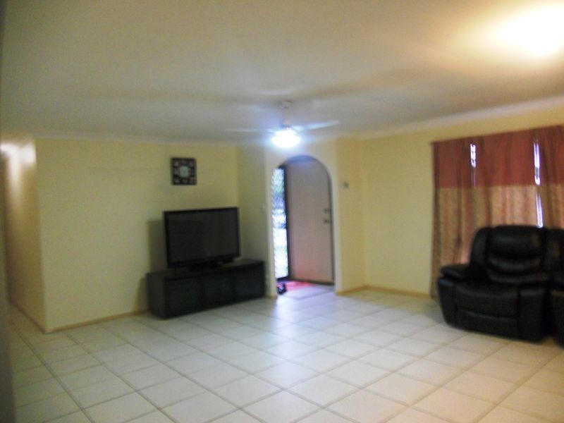 2 Hoffman Court, Browns Plains QLD 4118