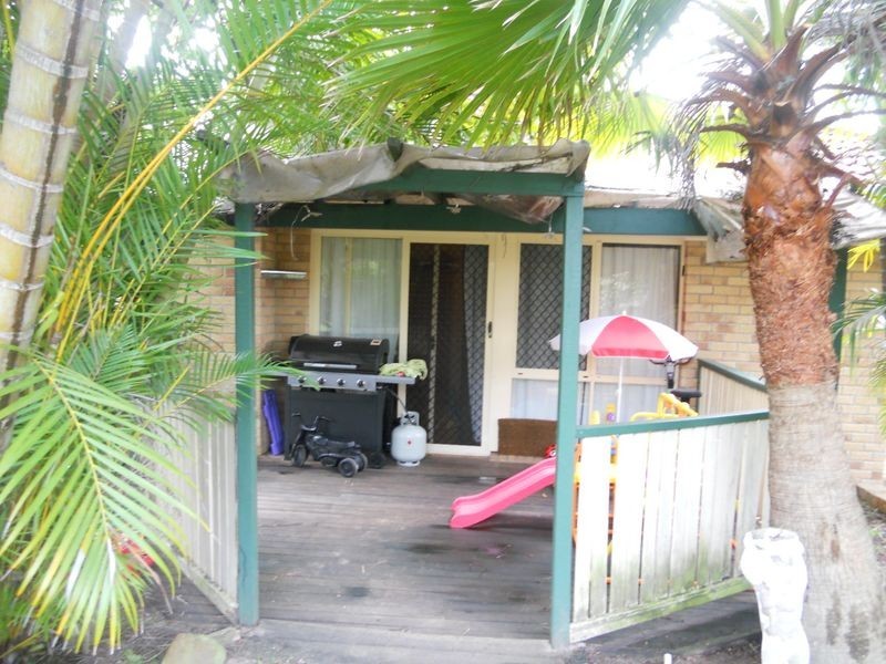 89 Bottlebrush Drive, Regents Park QLD 4118