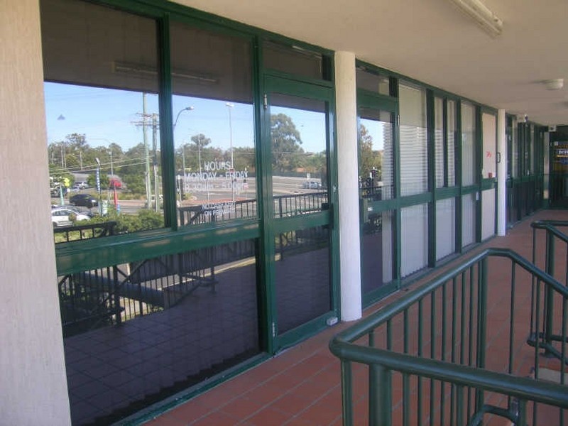 Ground Floor/1 Helen Street, Hillcrest QLD 4118