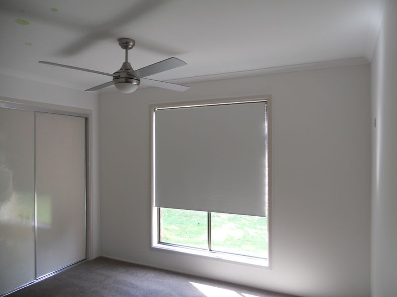 26 Cresthill Avenue, Regents Park QLD 4118