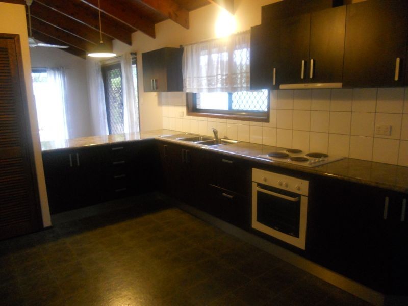 45 Estramina Road, Regents Park QLD 4118