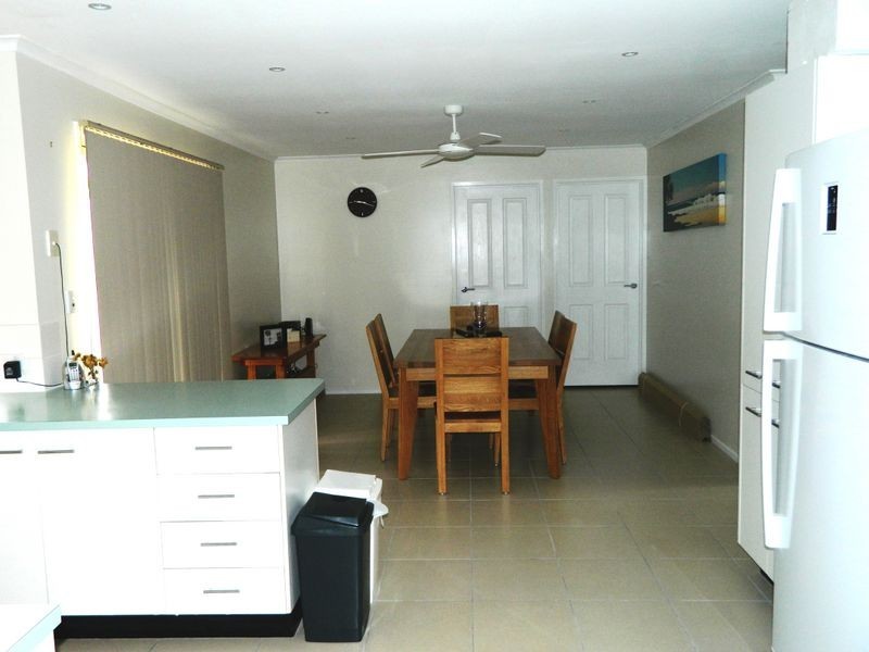 36 Federation Drive, Hillcrest QLD 4118