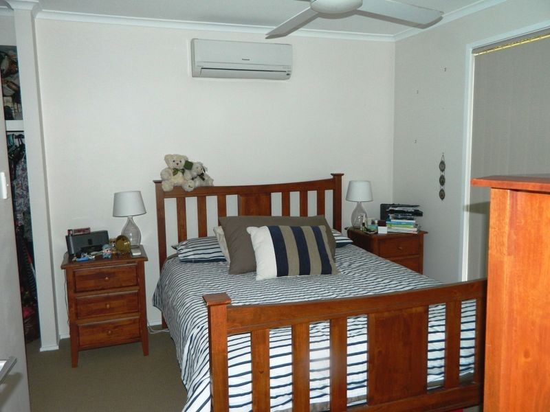 36 Federation Drive, Hillcrest QLD 4118