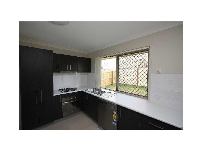 19 Leatrice Street, Marsden QLD 4132