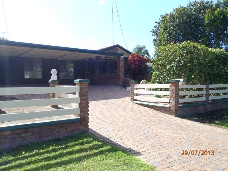 7 Silvertop Street, Hillcrest QLD 4118