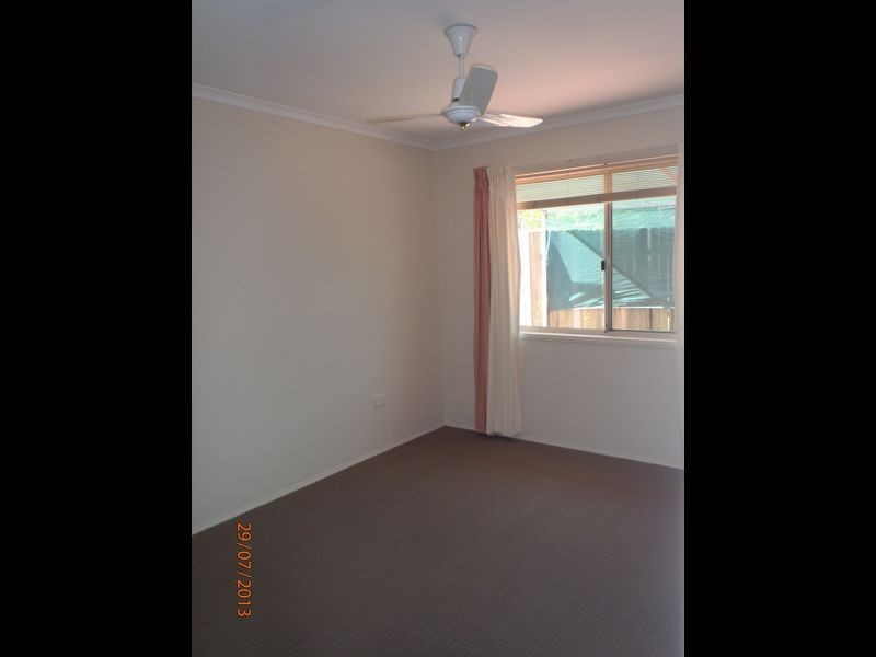 7 Silvertop Street, Hillcrest QLD 4118