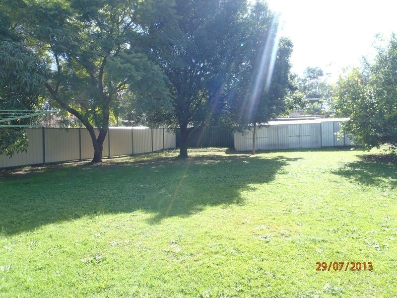 7 Silvertop Street, Hillcrest QLD 4118