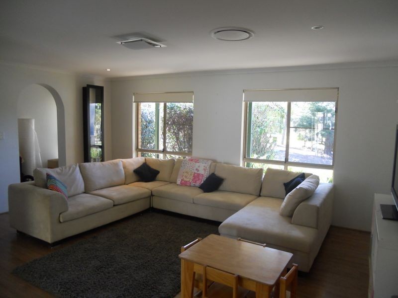 7 -11 Daniel Court, Greenbank QLD 4124