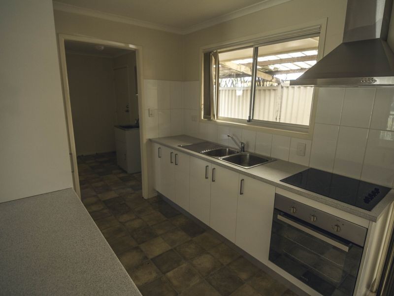 16 Narianne Street, Marsden QLD 4132