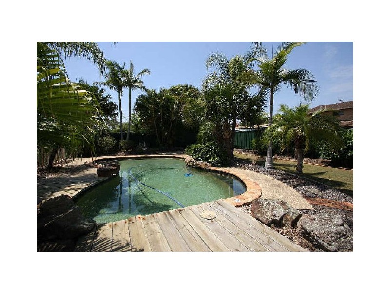 7 Corsloot Street, Regents Park QLD 4118