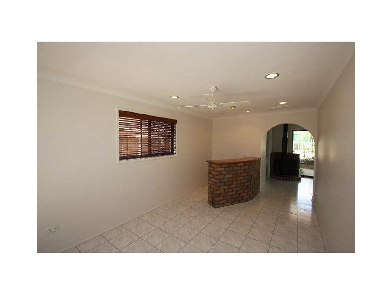 7 Corsloot Street, Regents Park QLD 4118