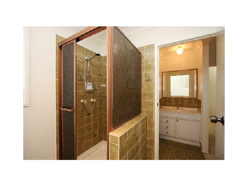 7 Corsloot Street, Regents Park QLD 4118