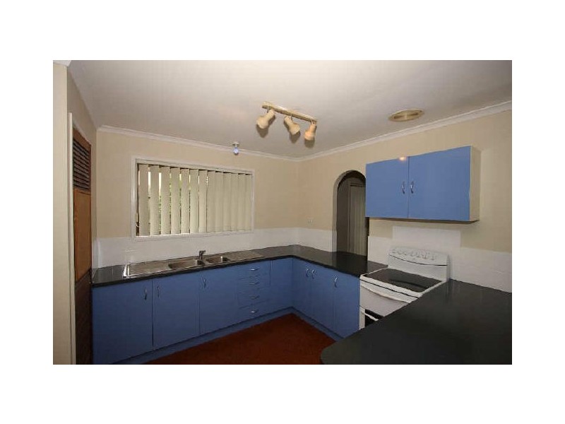 3 Acorus Court, Regents Park QLD 4118