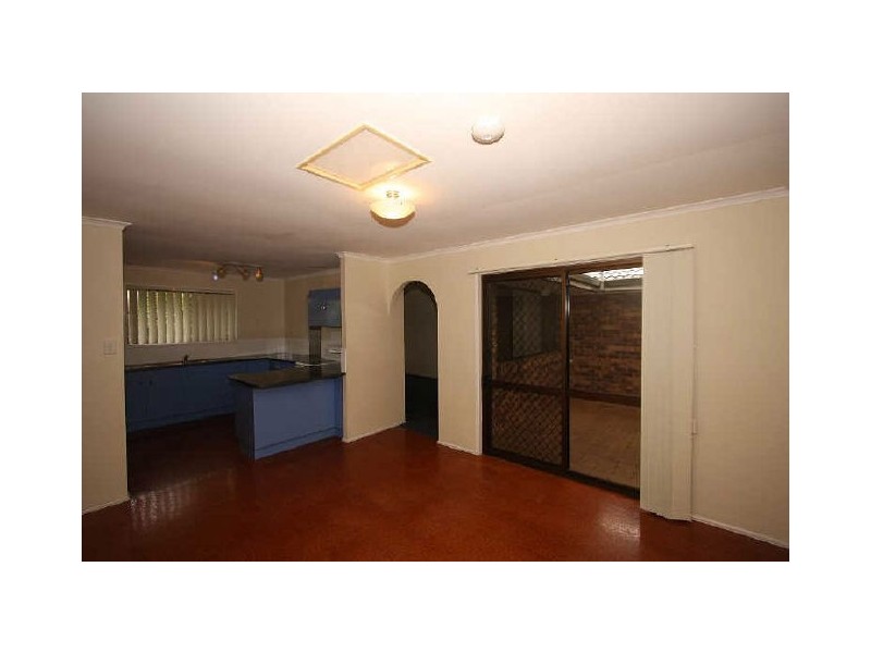 3 Acorus Court, Regents Park QLD 4118