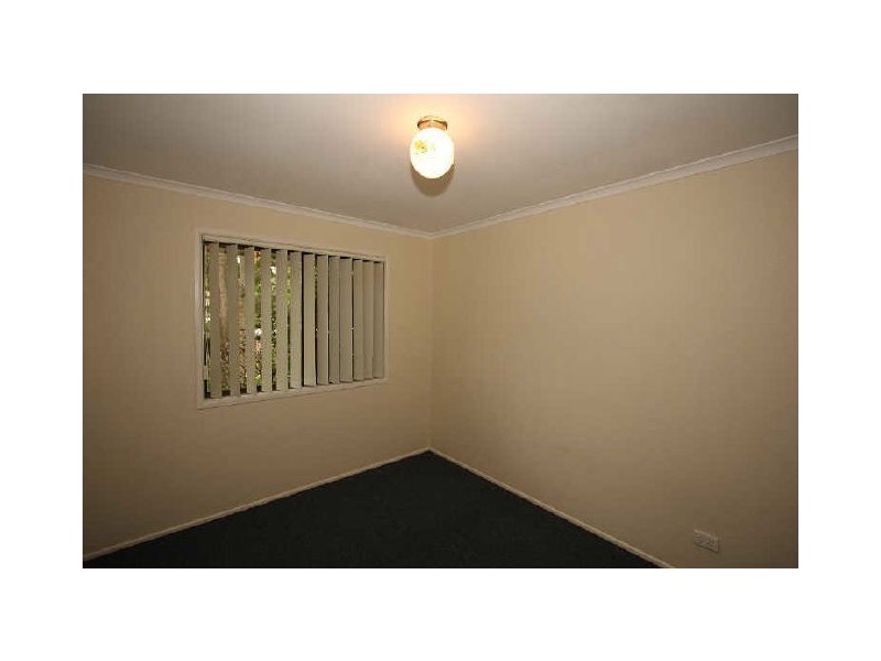 3 Acorus Court, Regents Park QLD 4118