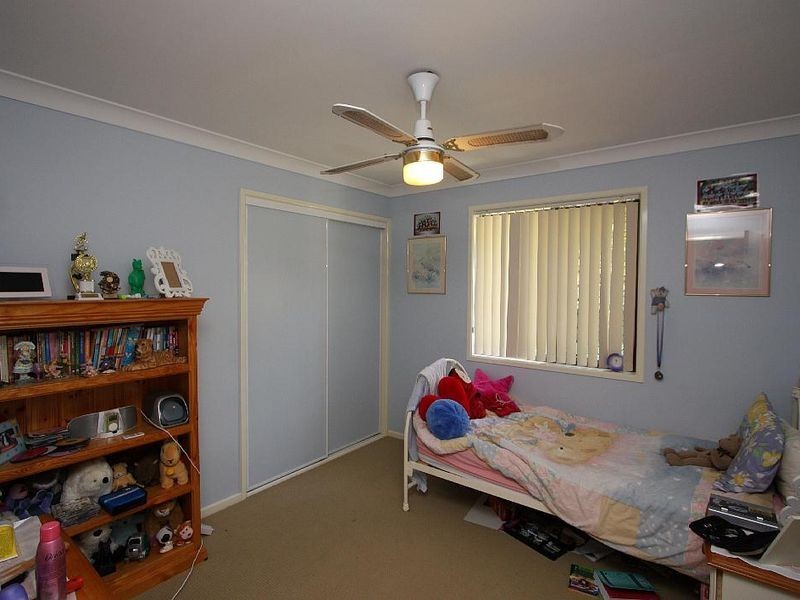 2 Bottlebrush Street, Regents Park QLD 4118