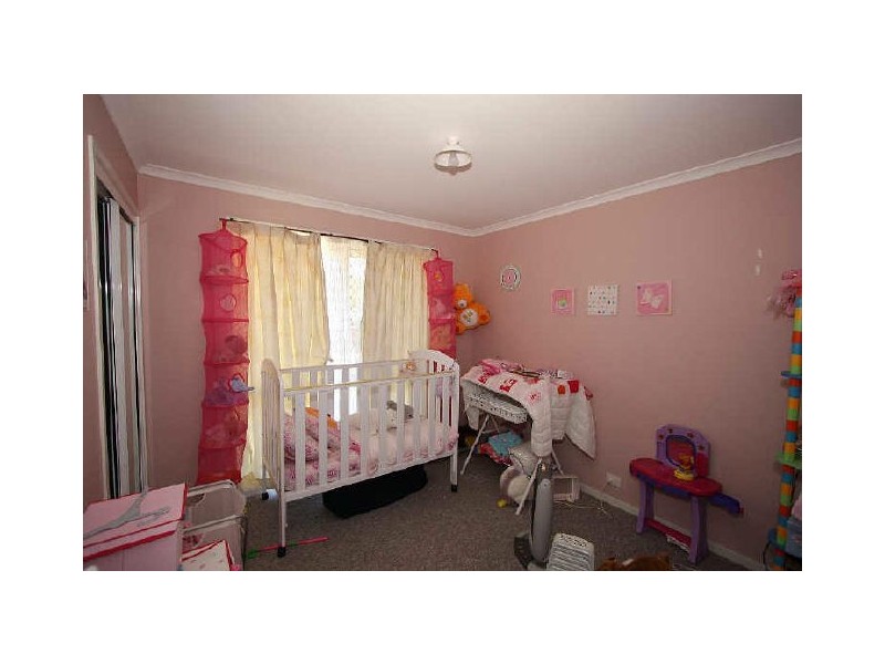 5 Westwood Drive, Hillcrest QLD 4118