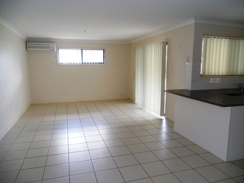 54 Lockyer Place, Crestmead QLD 4132