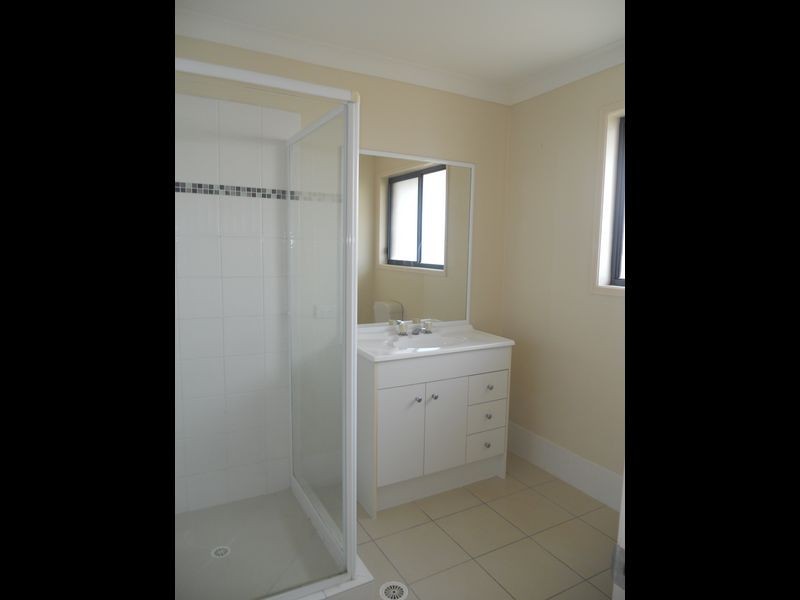 54 Lockyer Place, Crestmead QLD 4132