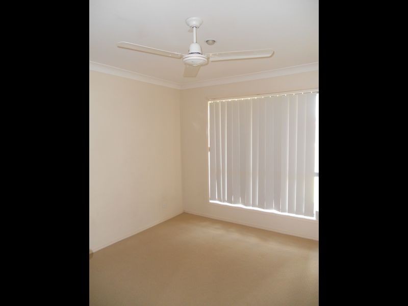 54 Lockyer Place, Crestmead QLD 4132