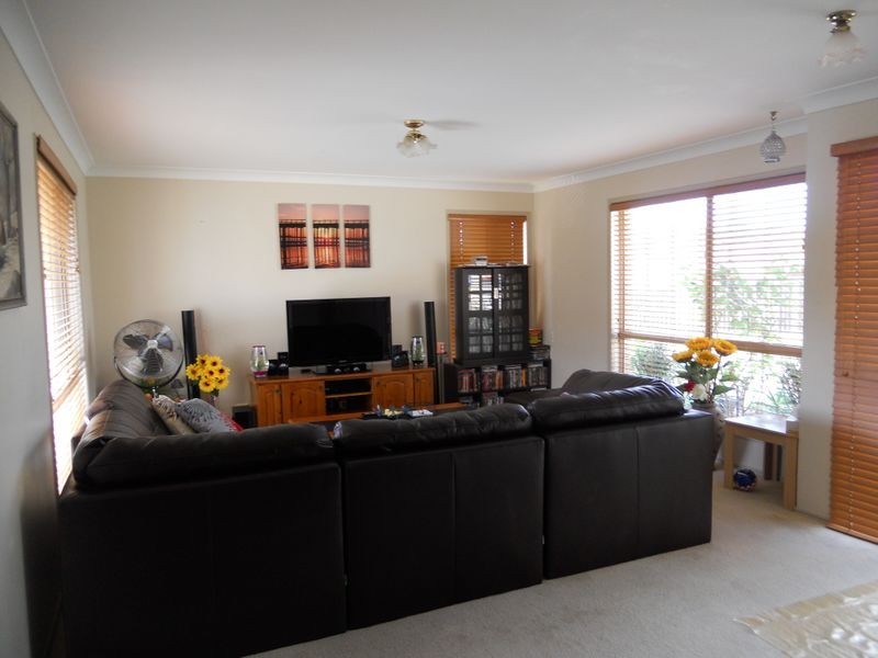 42 Maclean Court, Boronia Heights QLD 4124