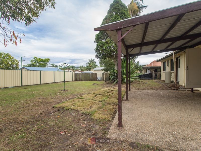 105 Waratah Drive, Crestmead QLD 4132