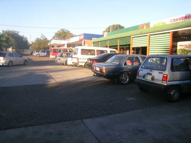 99 Seville Road, Holland Park QLD 4121