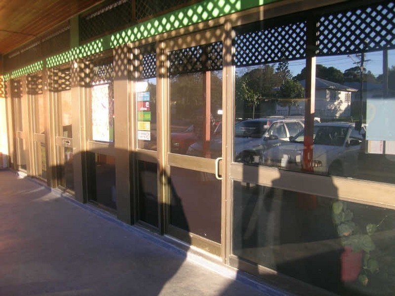 99 Seville Road, Holland Park QLD 4121