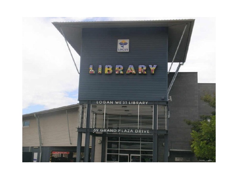 2/65 Grand Plaza Drive, Browns Plains QLD 4118