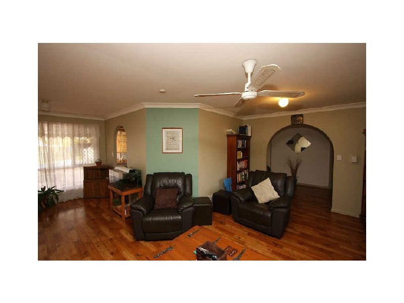 4 Hadley Court, Boronia Heights QLD 4124