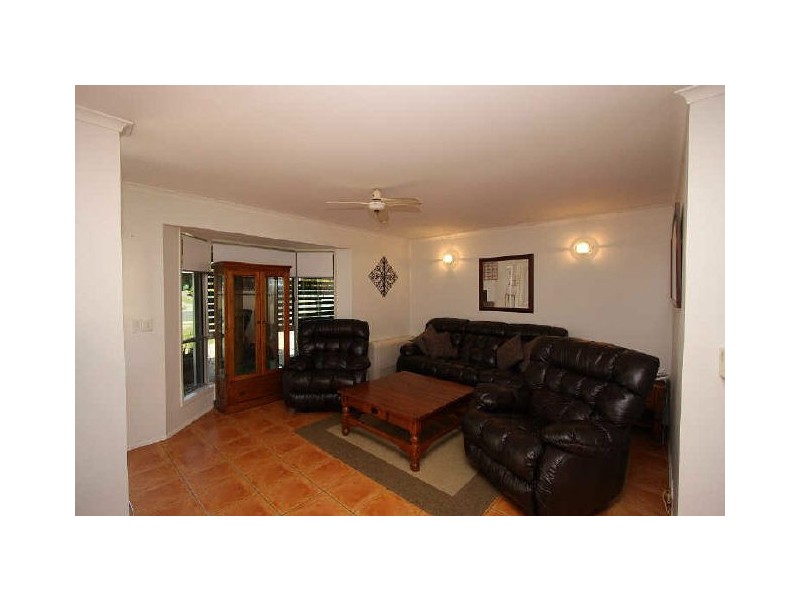 9 Bursaria Street, Crestmead QLD 4132