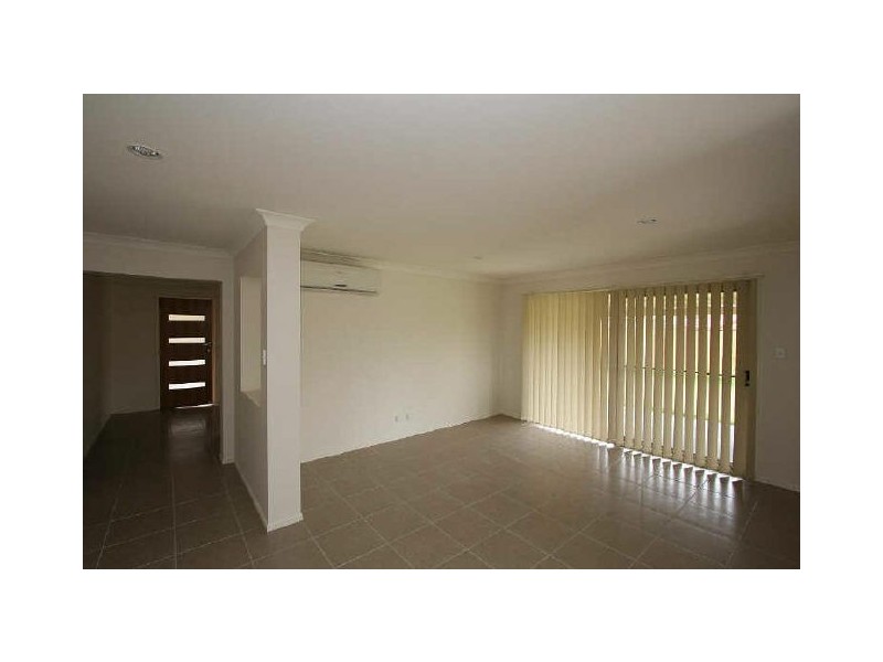 6 Marigold Avenue, Regents Park QLD 4118