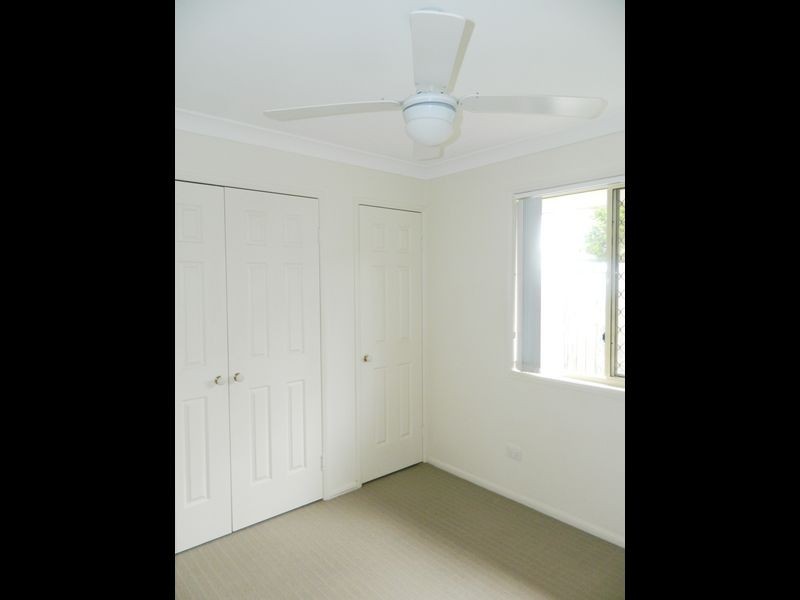 22 Fromelles Court, Regents Park QLD 4118