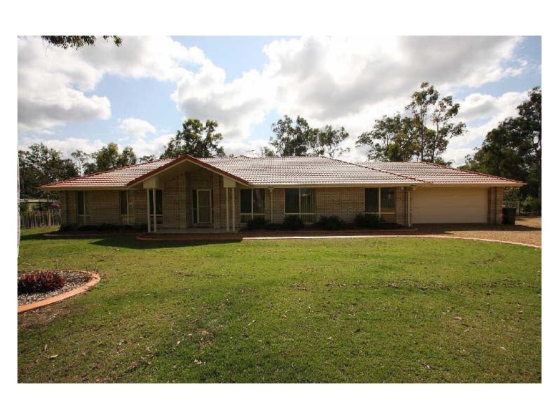 31 – 33 Blue Heeler Drive, New Beith QLD 4124